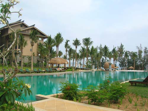 武漢水上樂園水處理應該多久換一次?